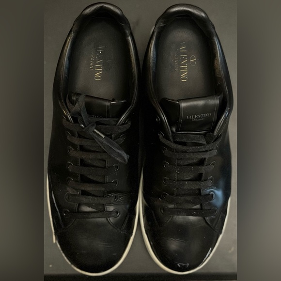 Valentino Garavani Other - Valentino Garavani (Exclusive) VLogo Sneaker
